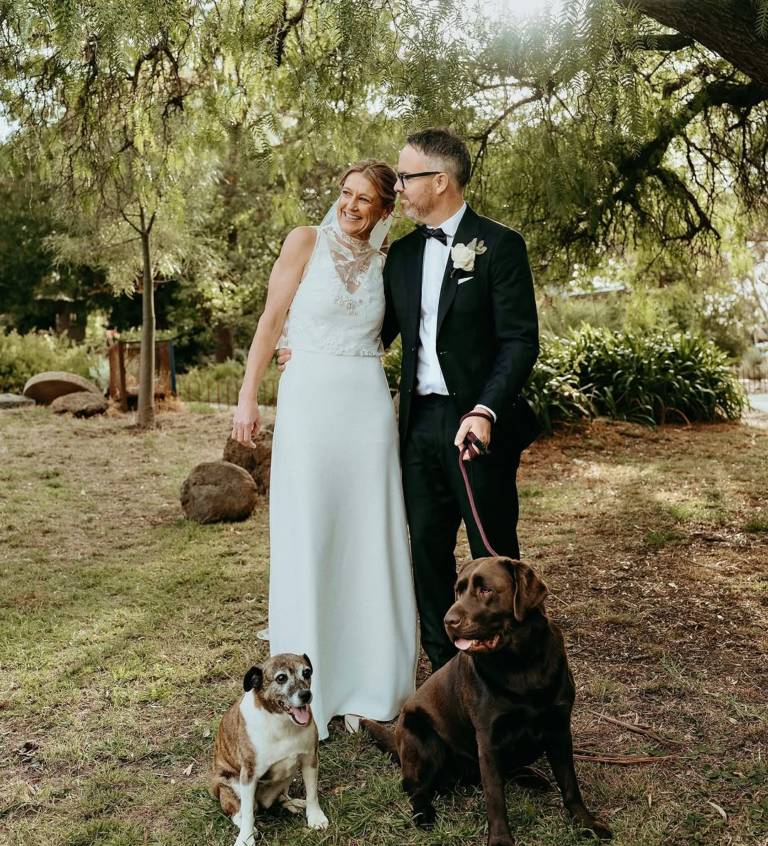 ShowFur Around - Dog transport for Geelong weddings